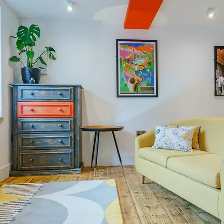 1 Bed In 78576 Ferienhaus